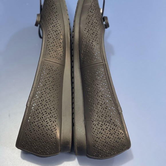 Gianni Bini Black Memory Foam Size 10 Shoes - Picture 6 of 6